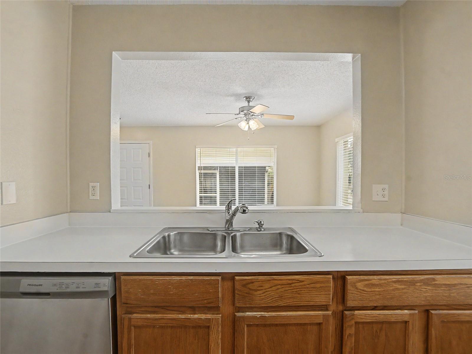 12917 Jessup Watch Pl Property Photo 9