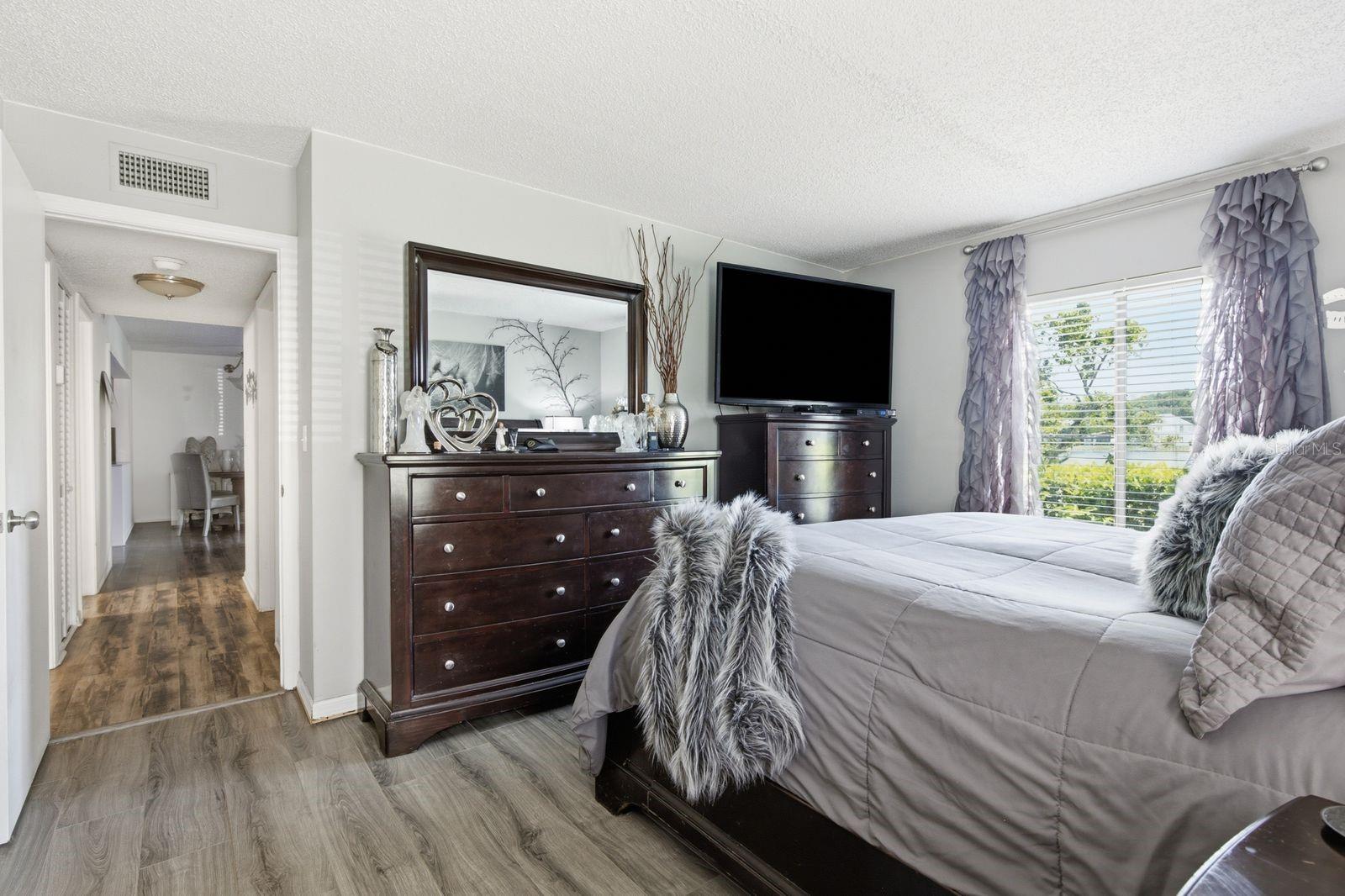 1179 Pine Ridge Cir W #g1 Property Photo 12