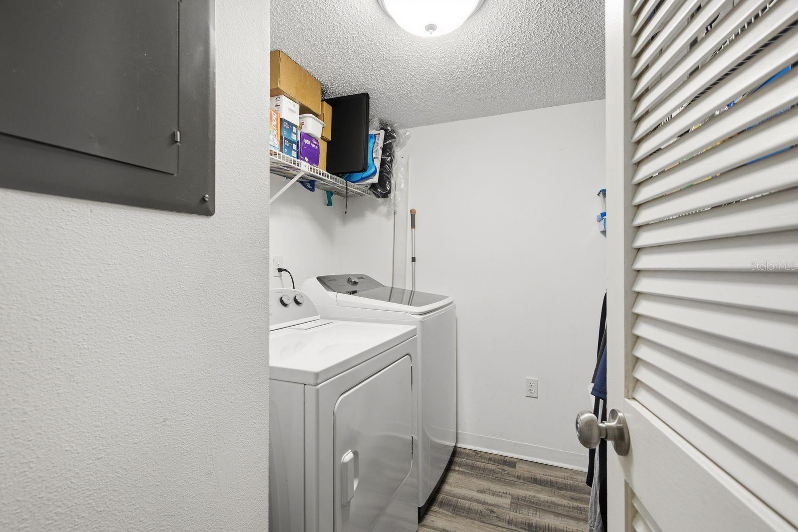 1179 Pine Ridge Cir W #g1 Property Photo 17