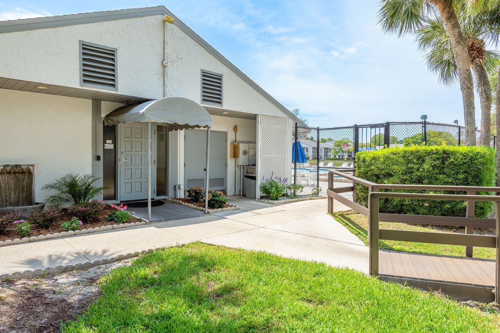 1179 Pine Ridge Cir W #g1 Property Photo 23
