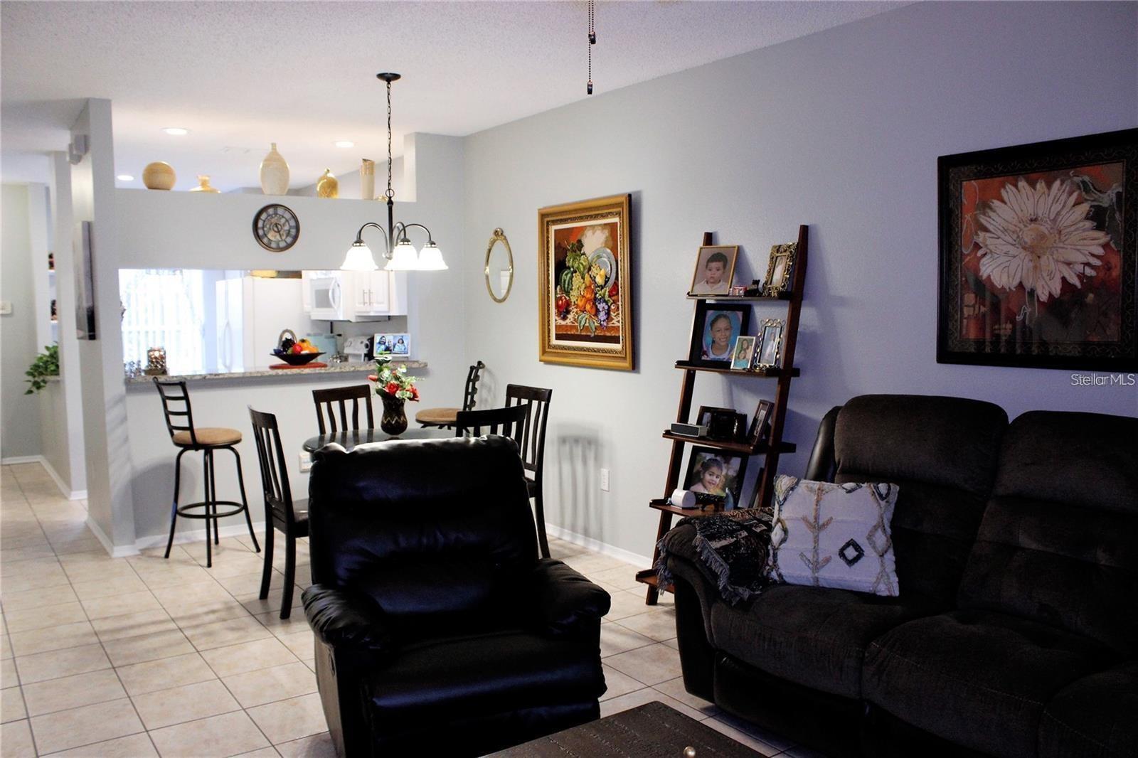 1247 Redondo Way #1247 Property Photo 5