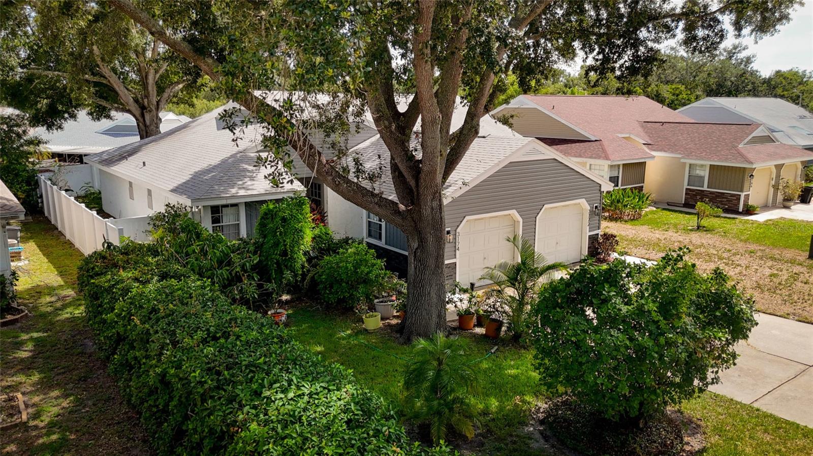 3174 Phlox Dr Property Photo 1