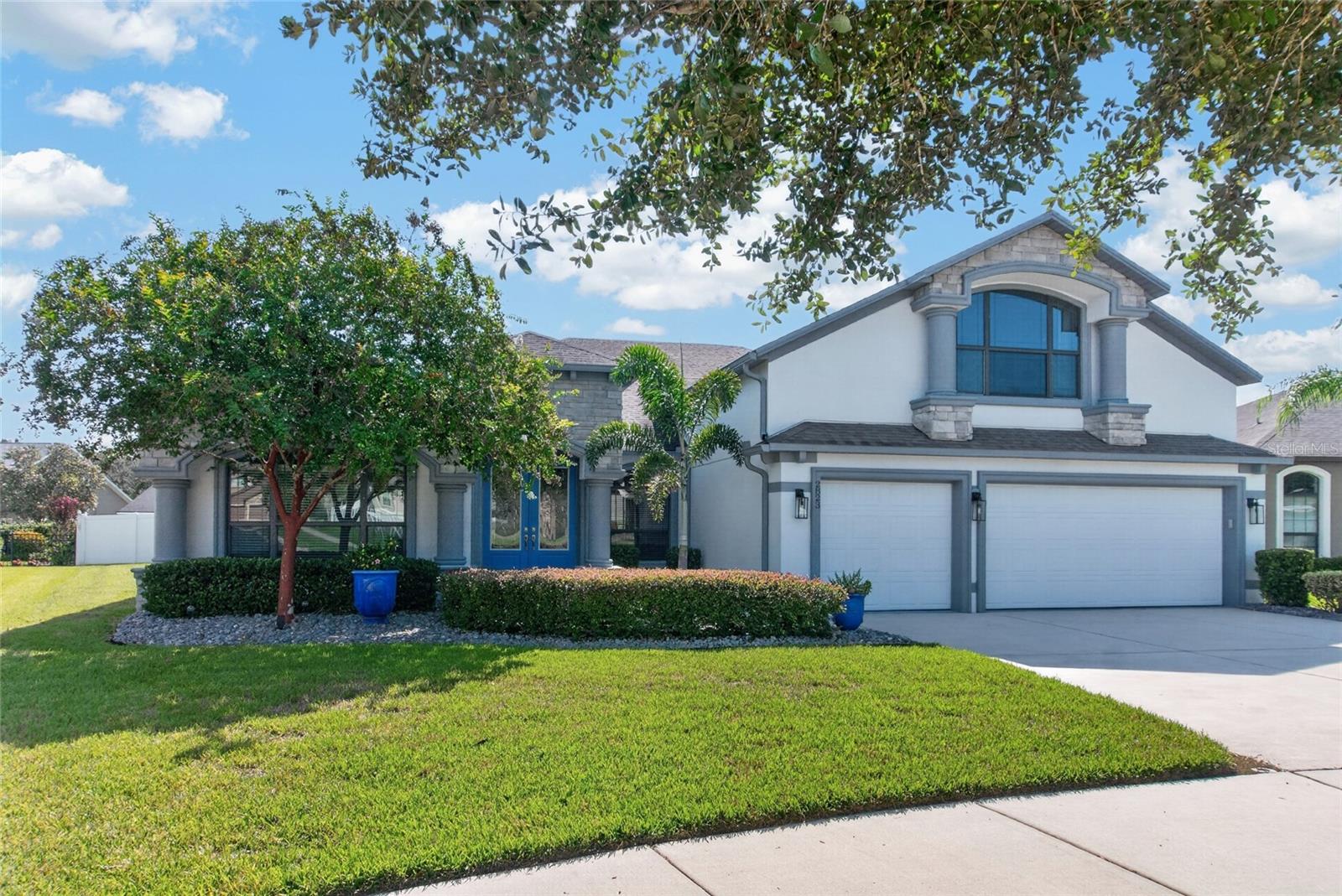2823 Colewood Ln Property Photo 1