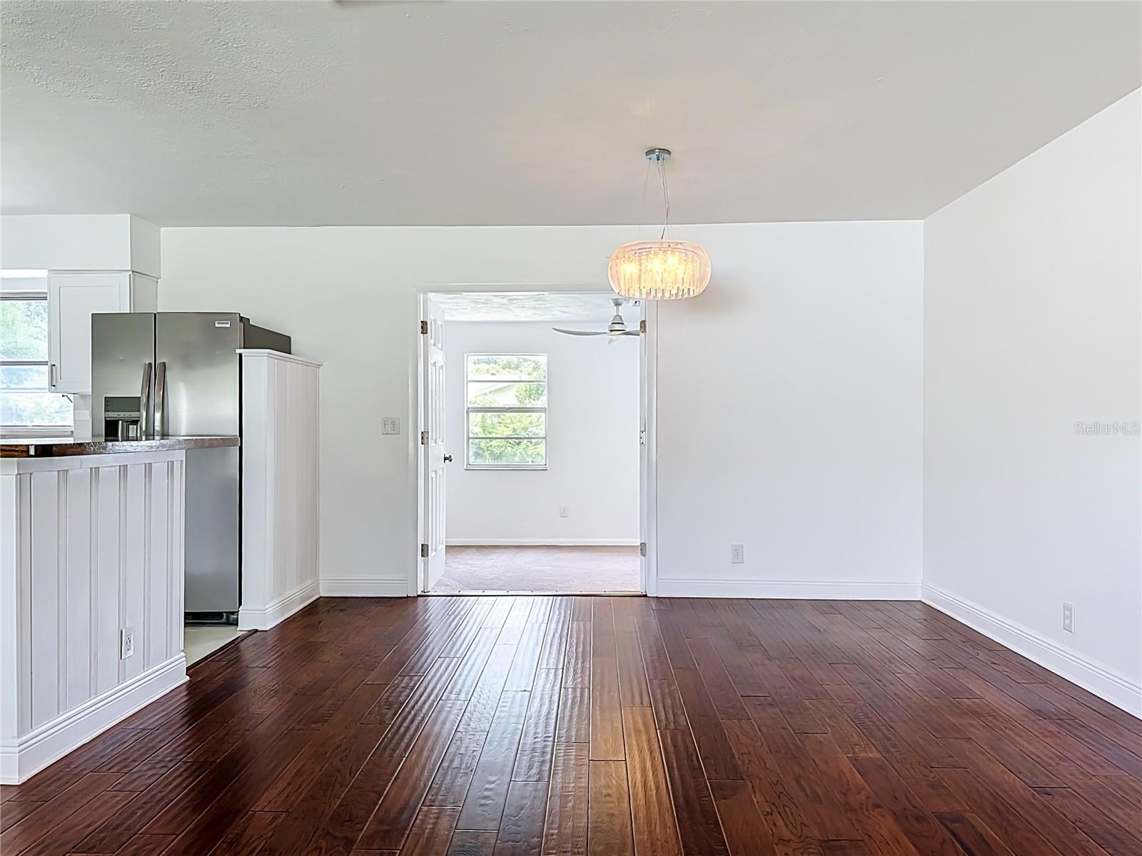 514 W Hilda Dr Property Photo 19