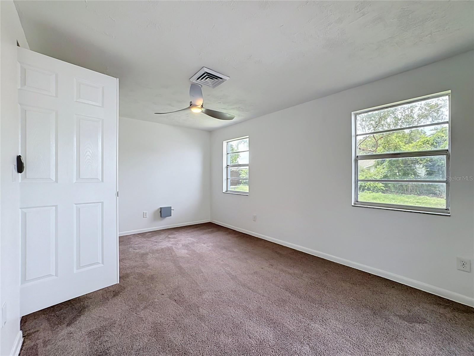 514 W Hilda Dr Property Photo 31
