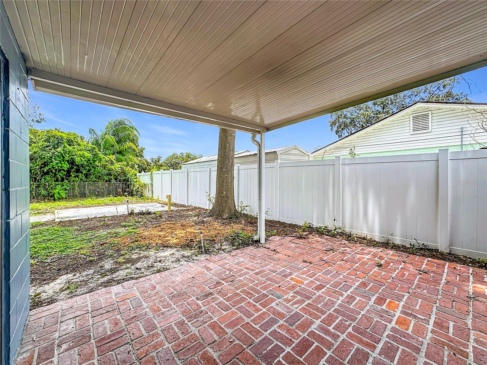 514 W Hilda Dr Property Photo 49