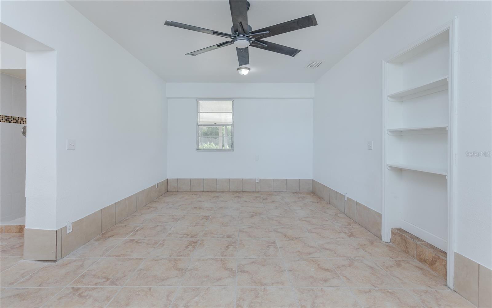 1818/1822 Stevenson Rd Property Photo 13