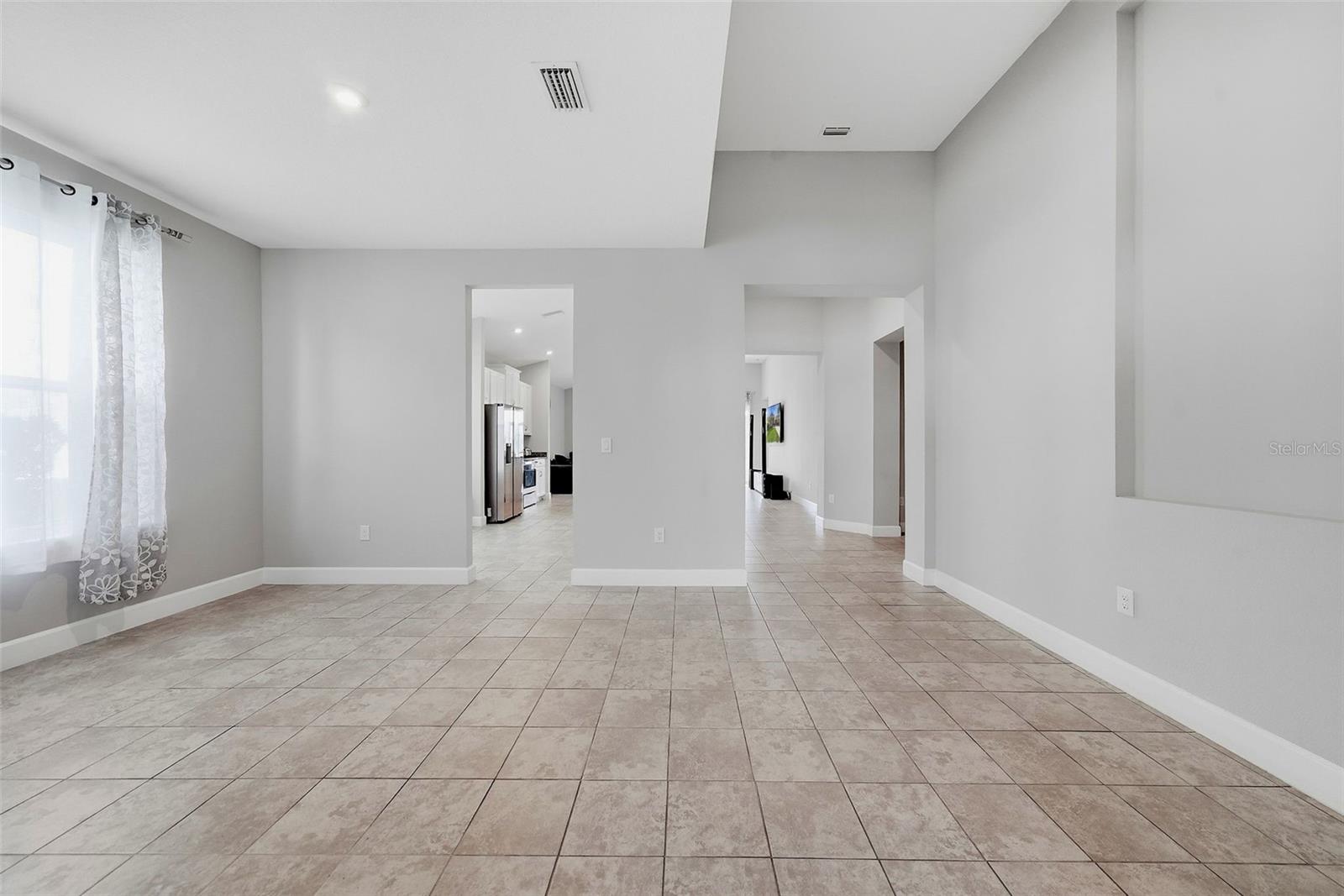 34014 Astoria Cir Property Photo 8