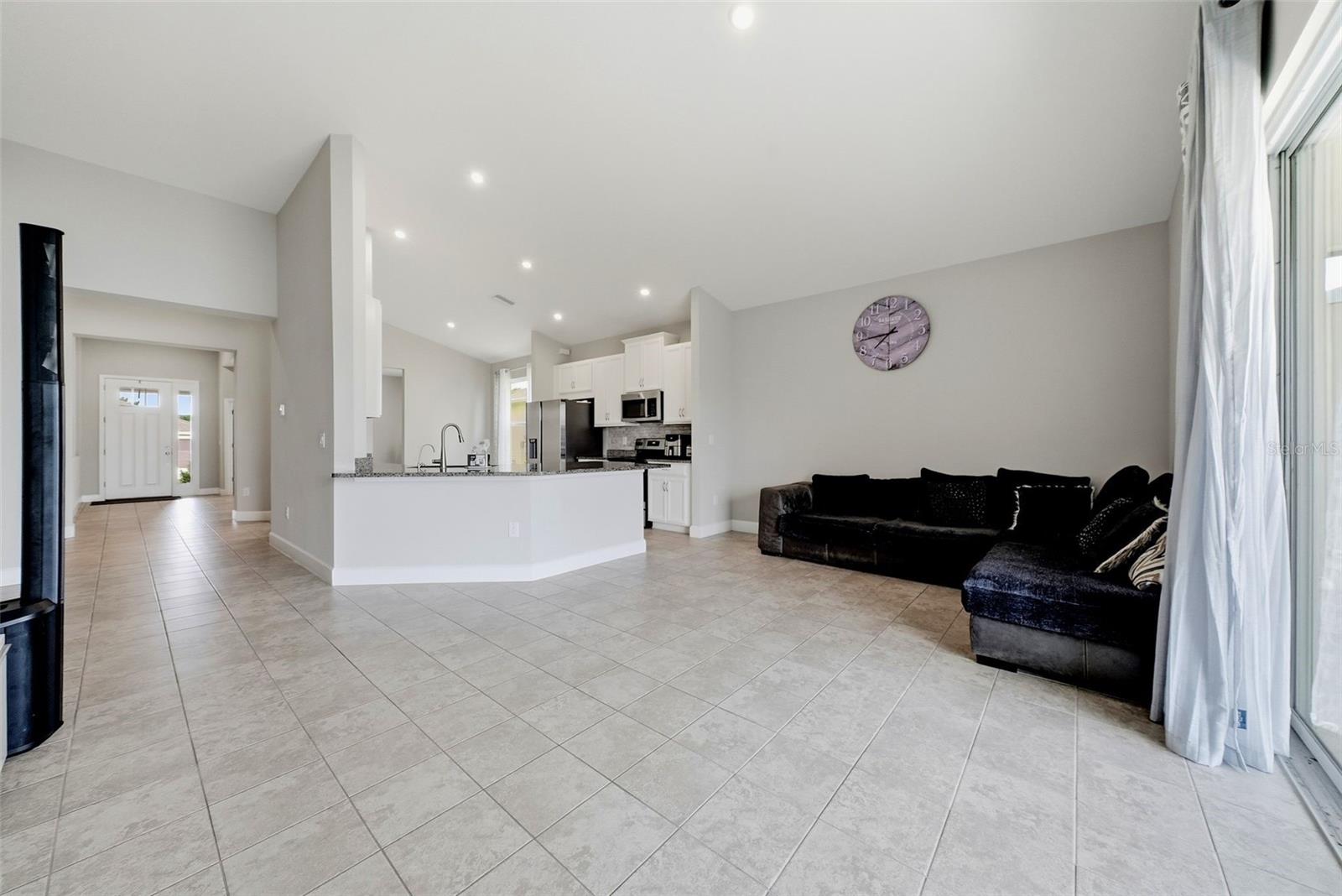 34014 Astoria Cir Property Photo 12