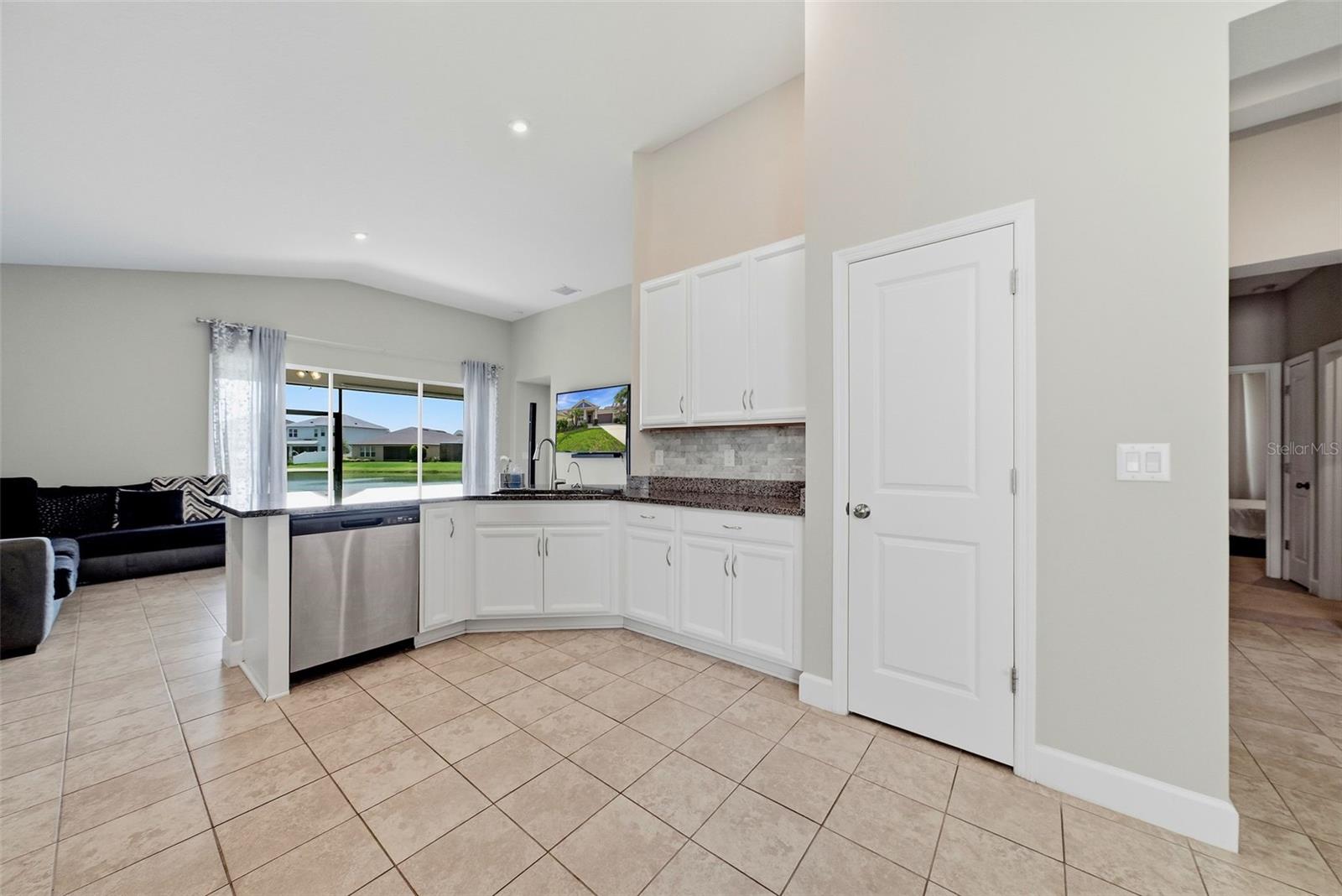 34014 Astoria Cir Property Photo 15