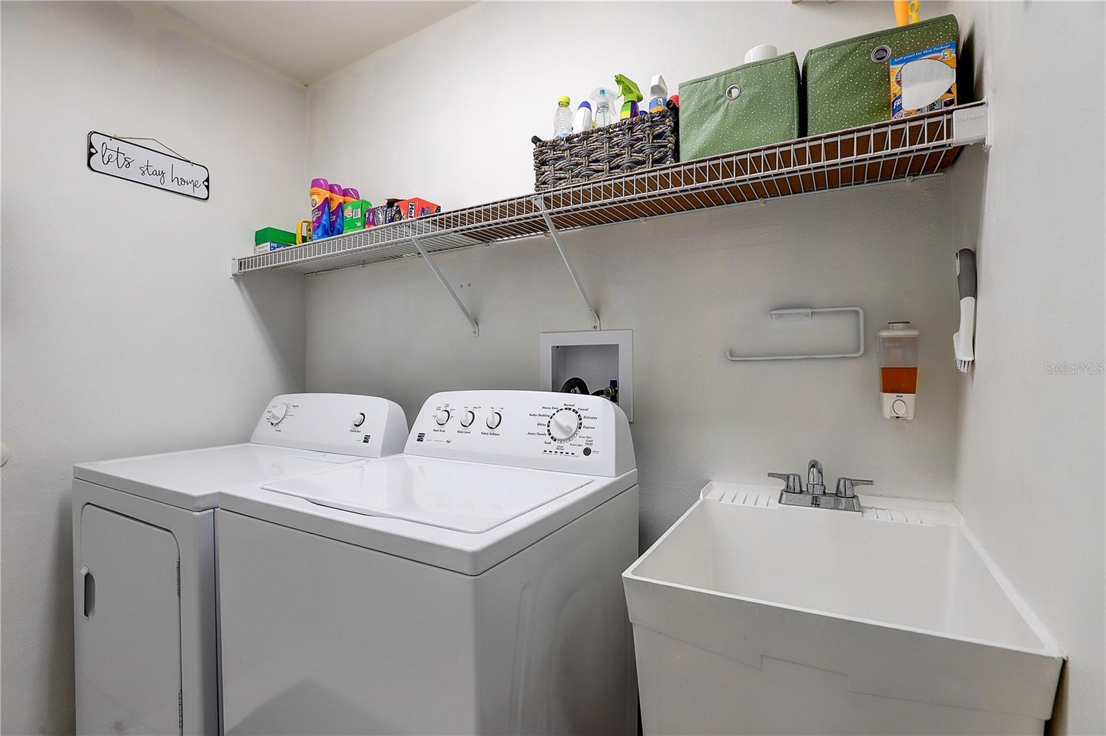 2242 Towering Oaks Cir Property Photo 8