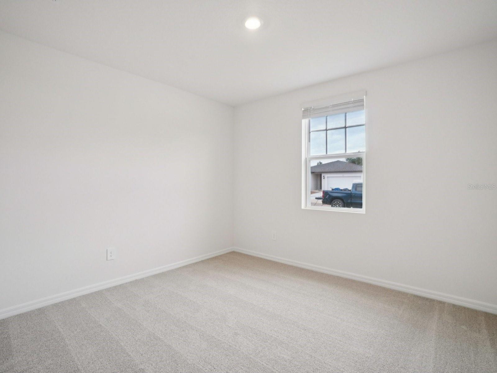 17661 Olive Thorn Dr Property Photo 10