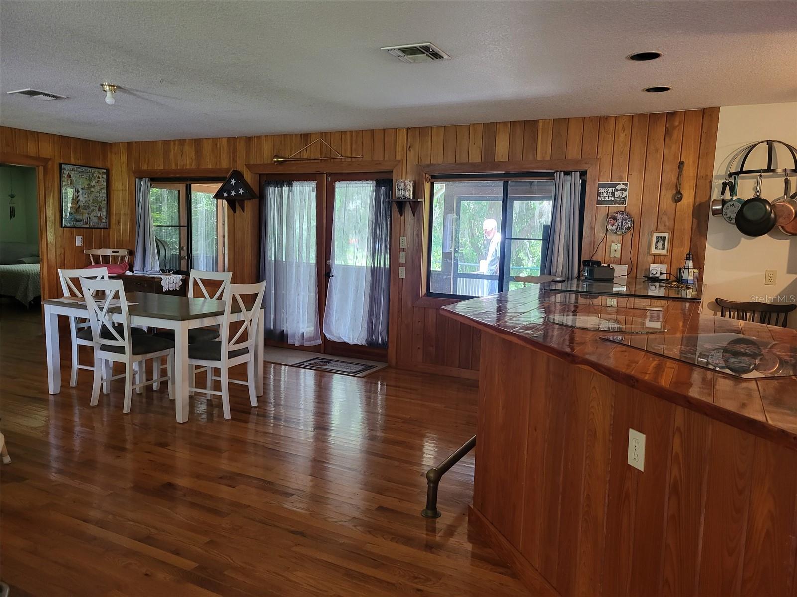 32531 4th Ave Property Photo 5