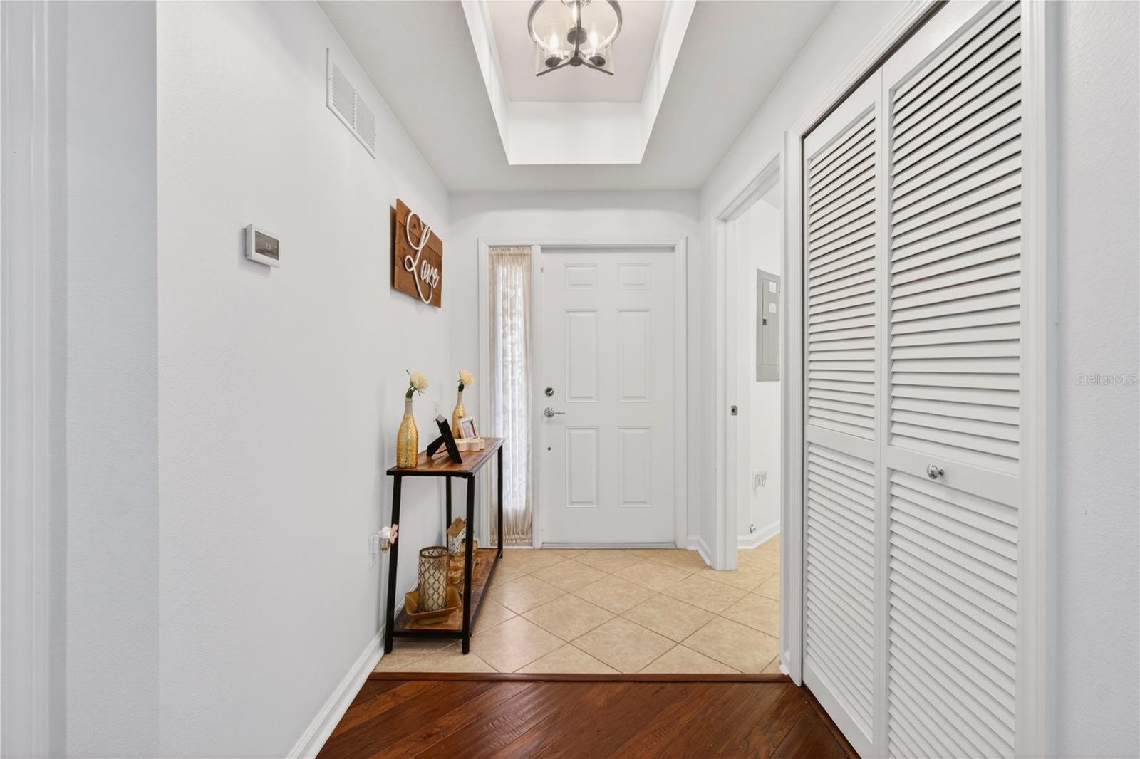 852 Lantern Way Property Photo 3