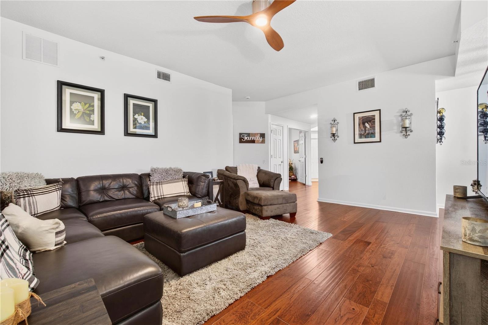 852 Lantern Way Property Photo 15