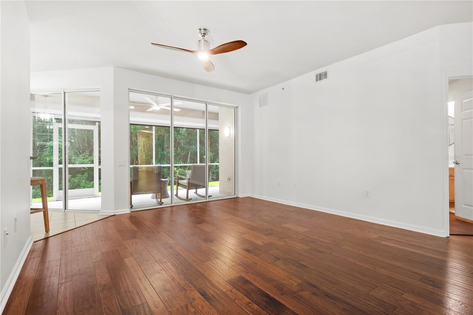852 Lantern Way Property Photo 17
