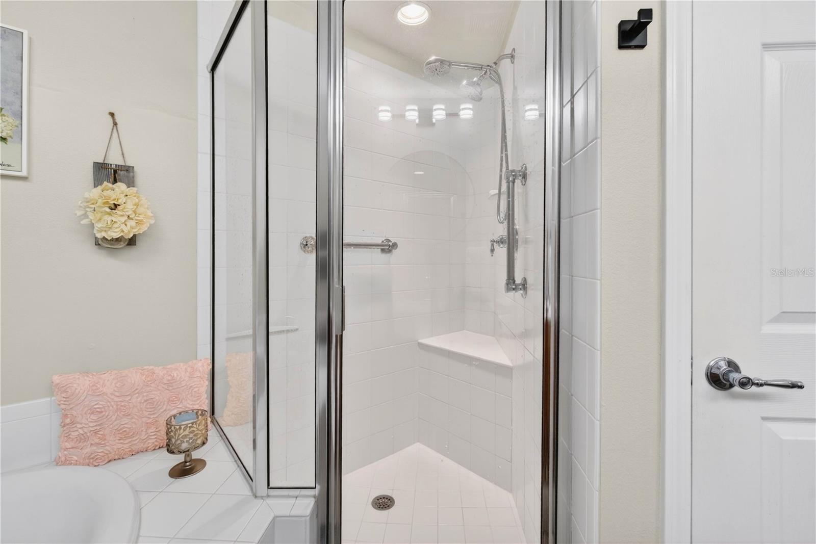 852 Lantern Way Property Photo 33