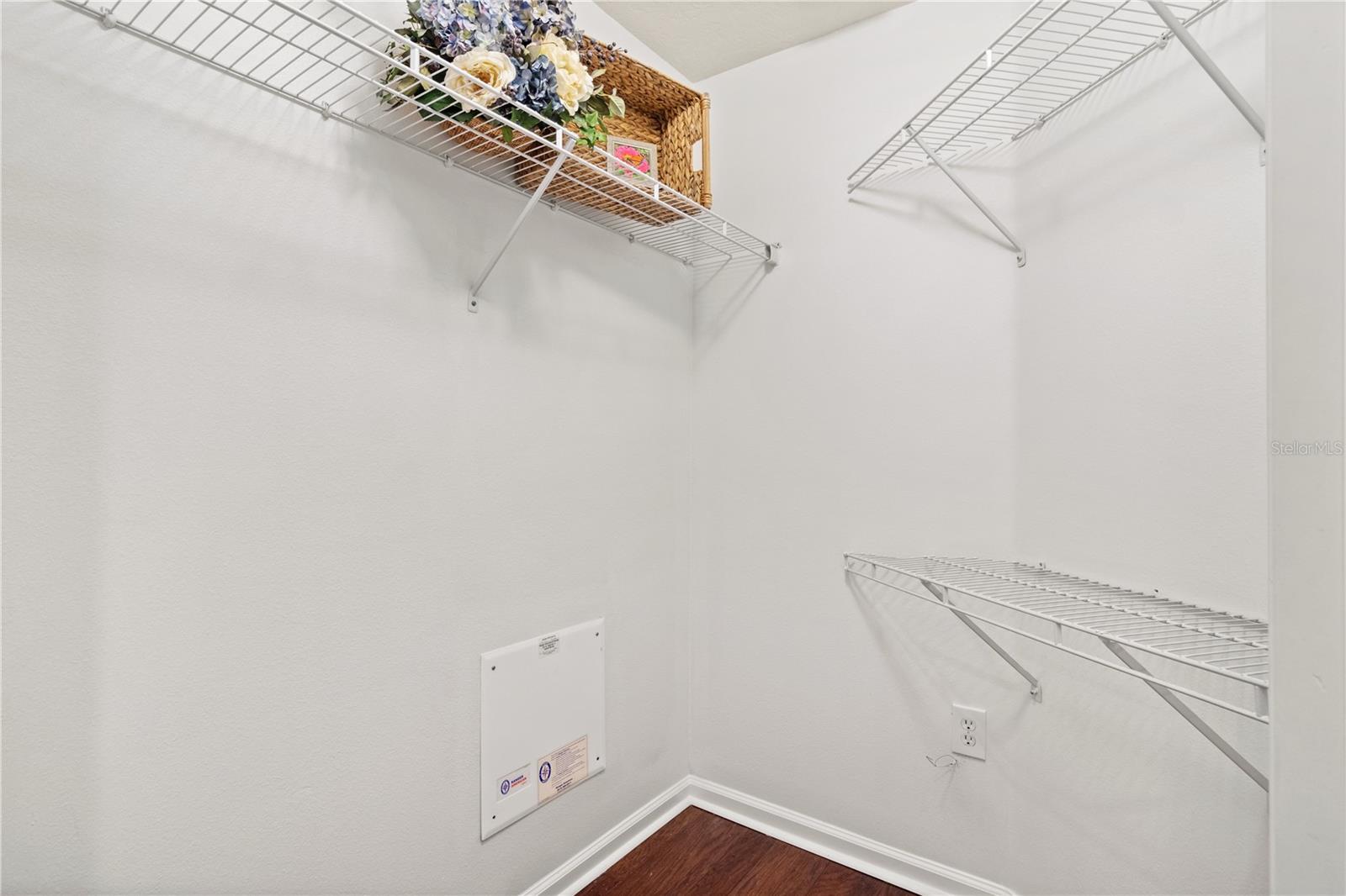 852 Lantern Way Property Photo 35
