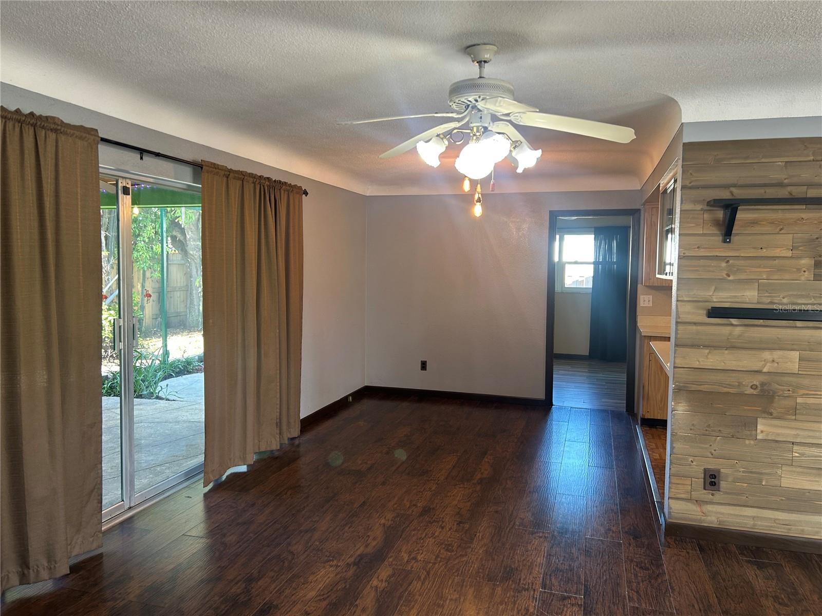 13406 Bellewood Ave Property Photo 3