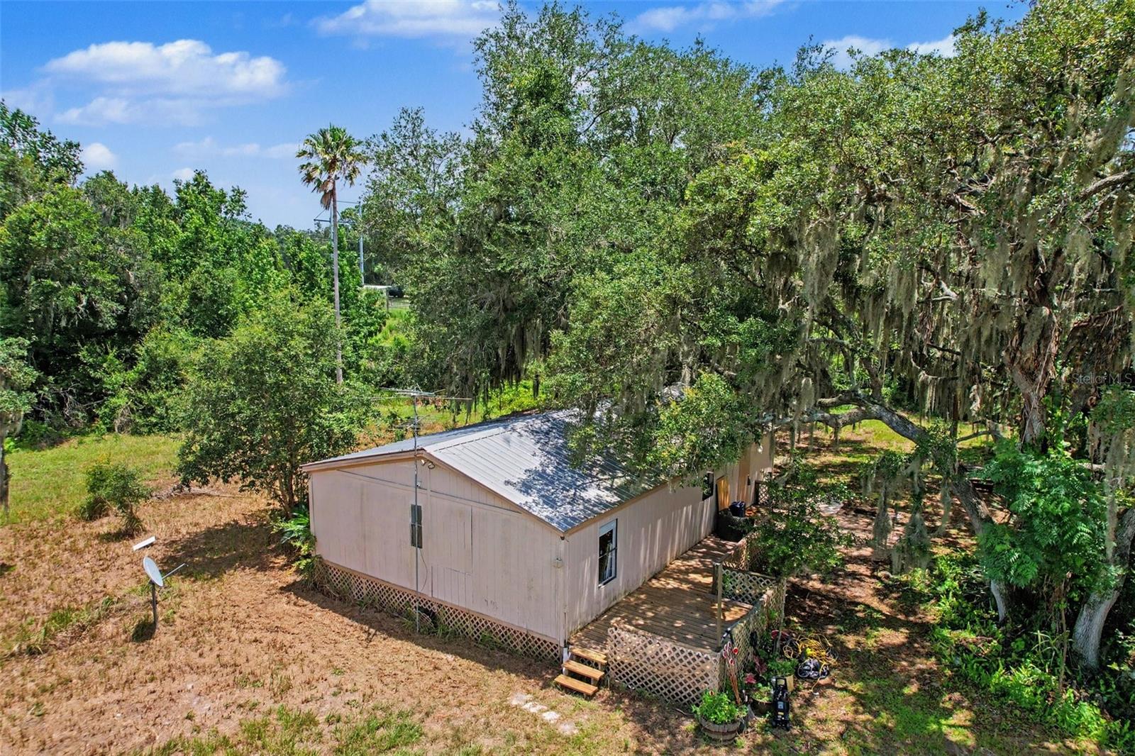 10239 Lyons Ave Property Photo 37