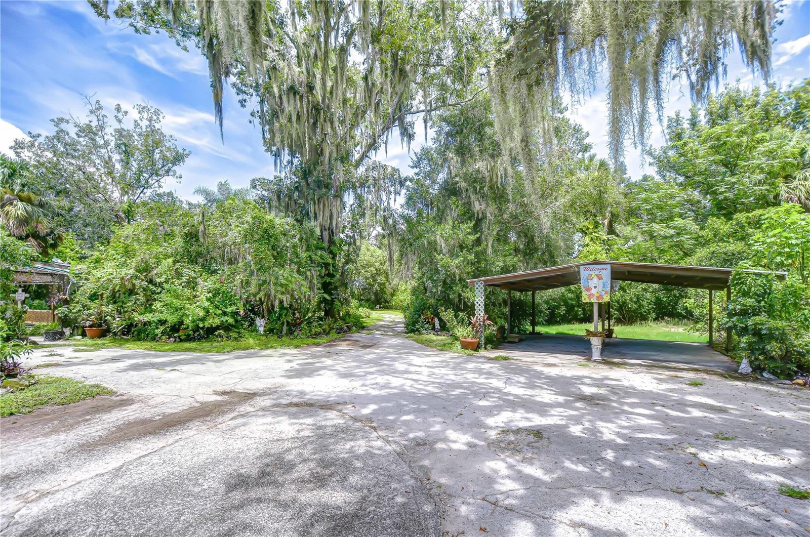 10904 Hackney Dr Property Photo 15