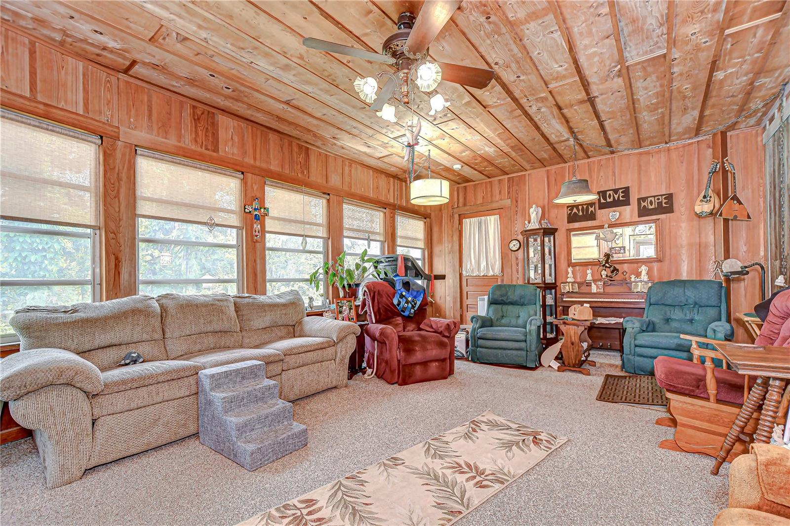 10904 Hackney Dr Property Photo 20