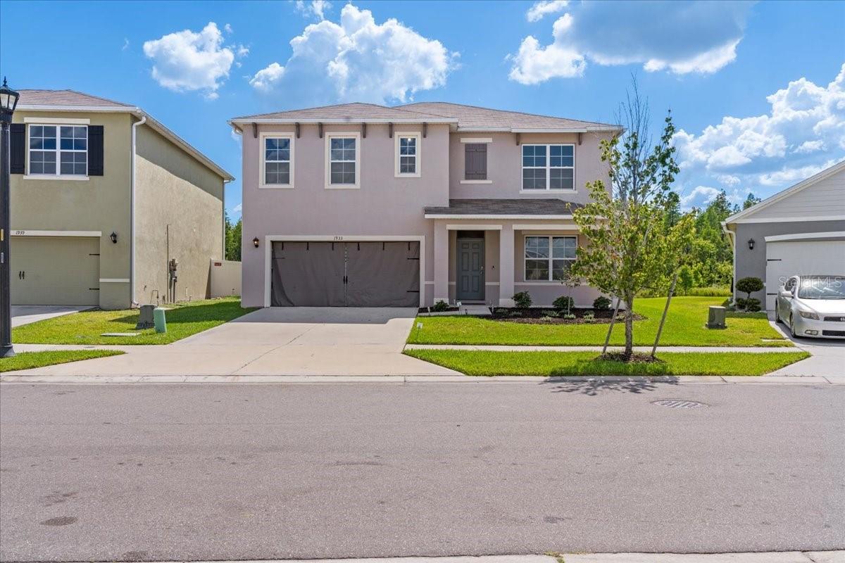 1933 Pristine Loop Property Photo 4
