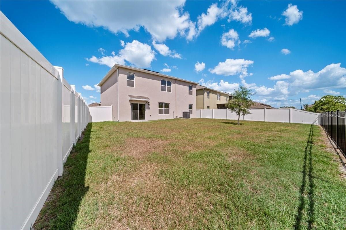 1933 Pristine Loop Property Photo 10