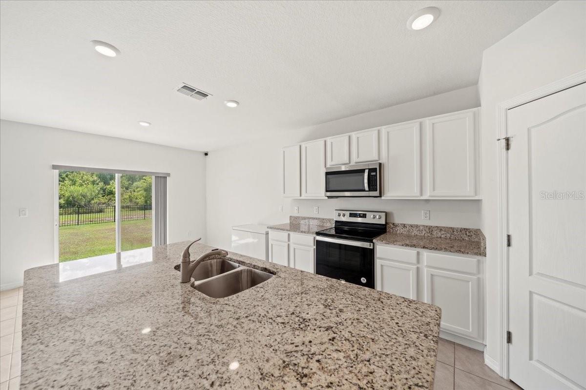 1933 Pristine Loop Property Photo 36