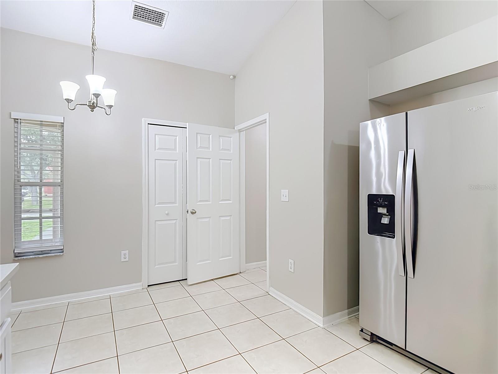 1129 Conch Ct Property Photo 16
