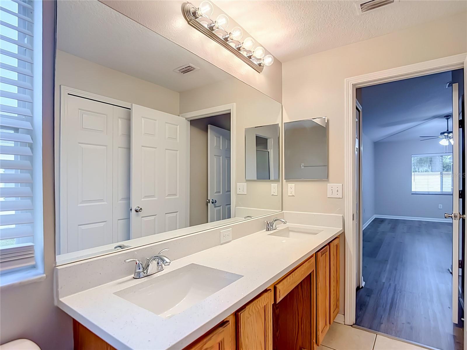 1129 Conch Ct Property Photo 19