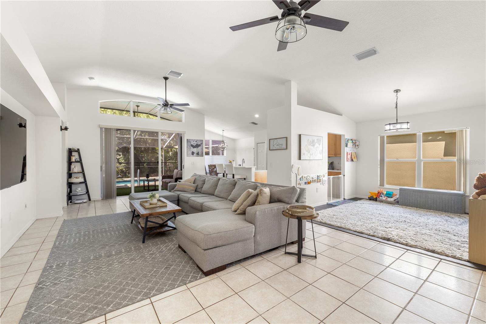 30923 Iverson Dr Property Photo 10