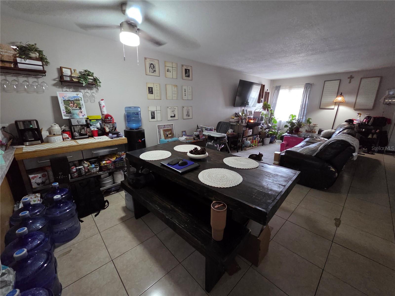 4823 W Mcelroy Ave #d211 Property Photo 5