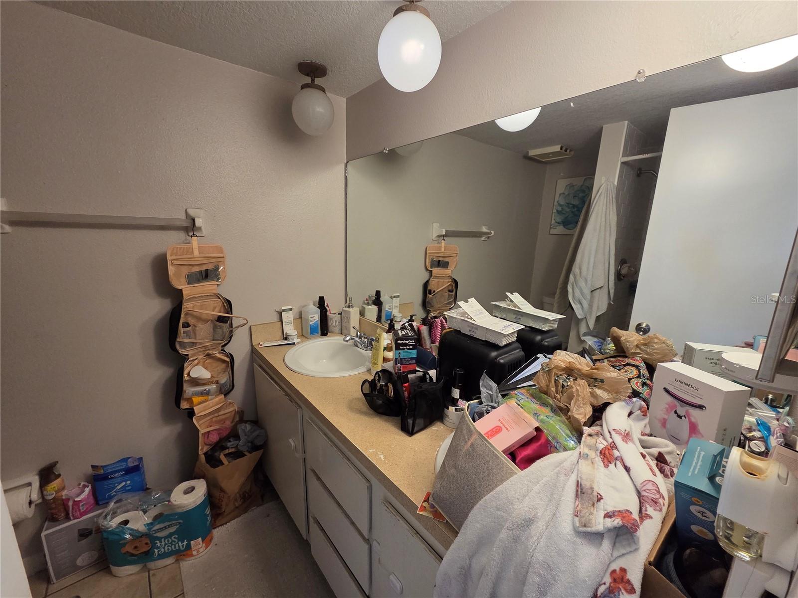 4823 W Mcelroy Ave #d211 Property Photo 16