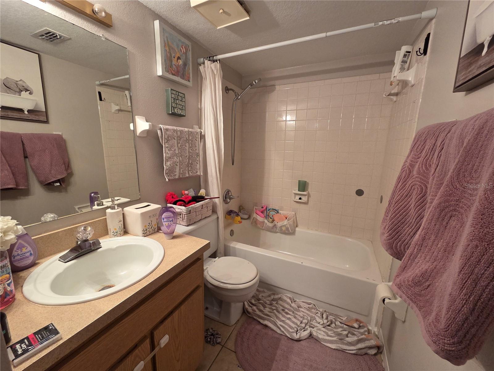 4823 W Mcelroy Ave #d211 Property Photo 19