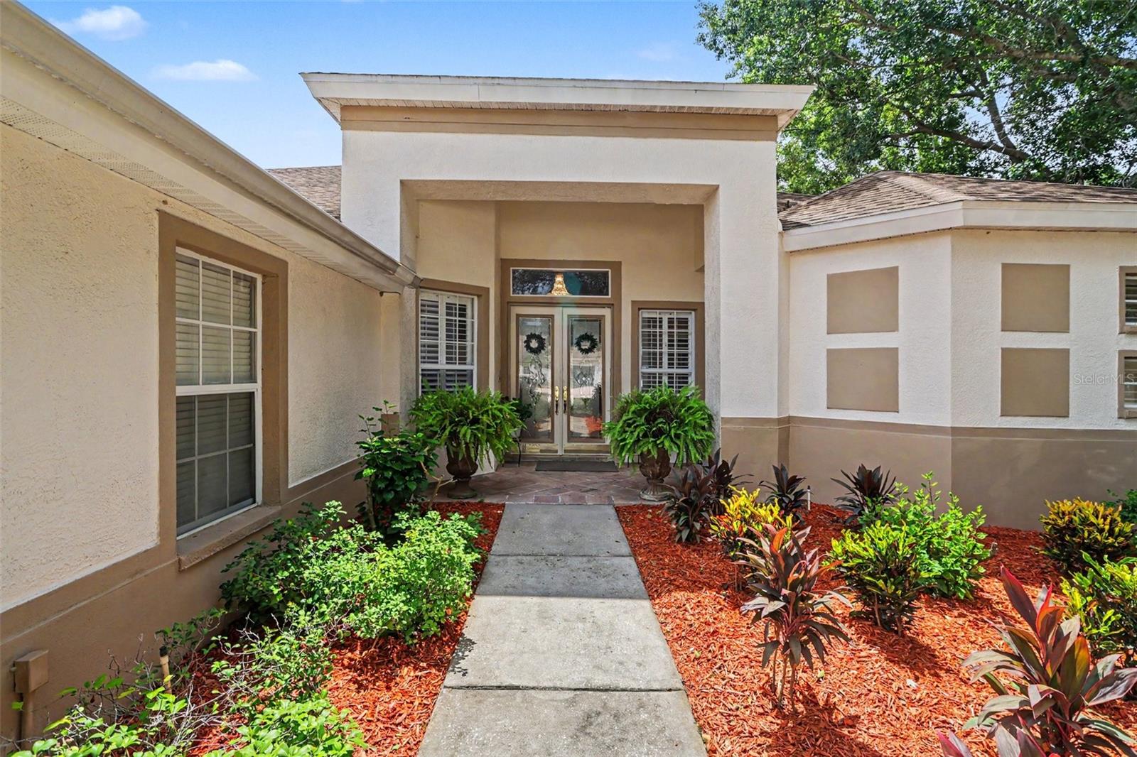 2912 Hampton Place Ct Property Photo 6