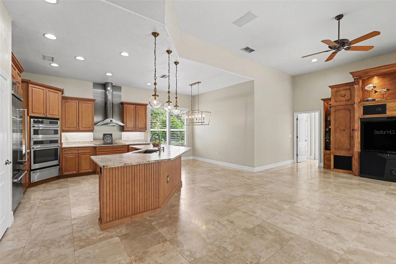 2912 Hampton Place Ct Property Photo 14