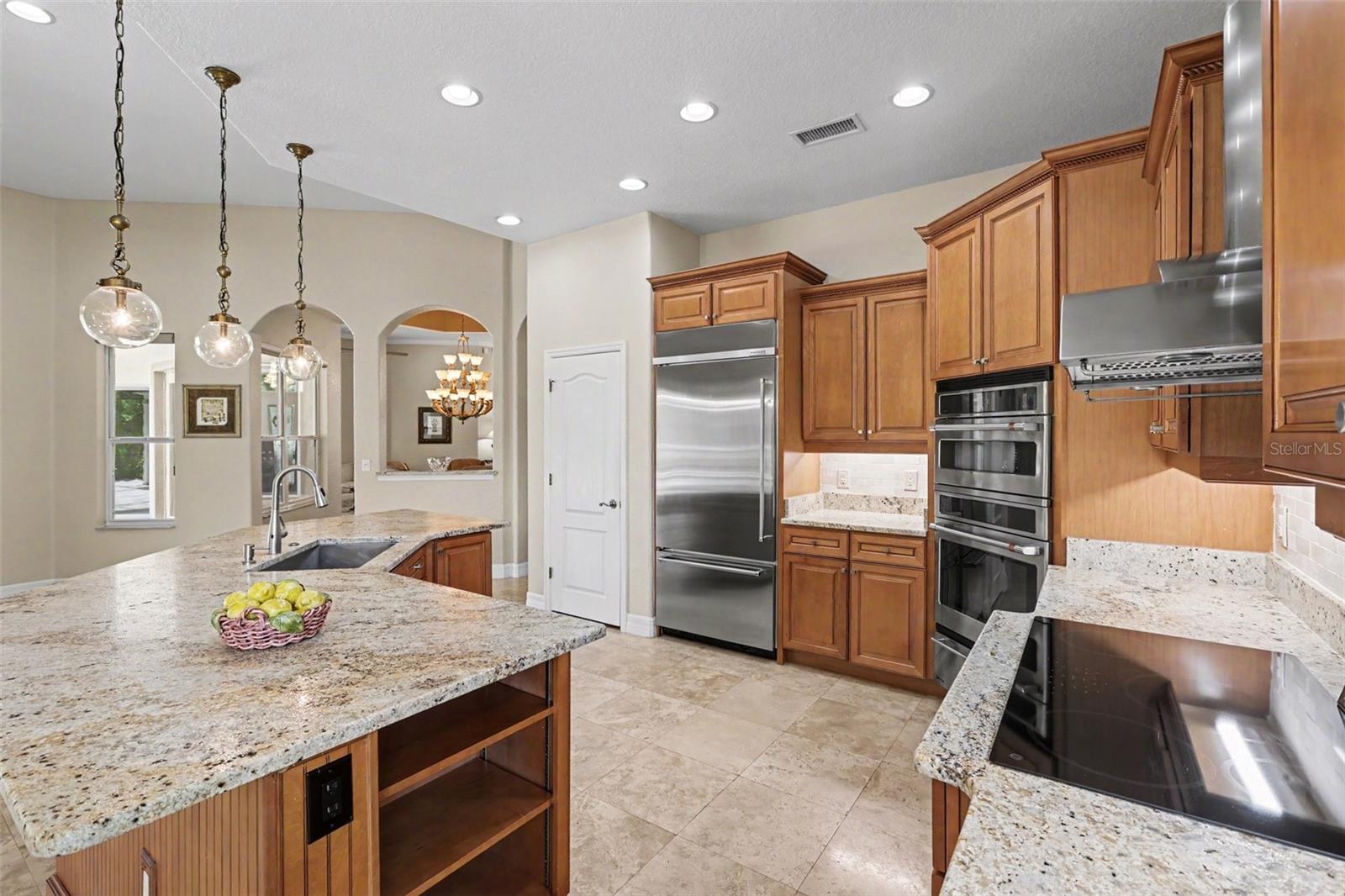 2912 Hampton Place Ct Property Photo 16