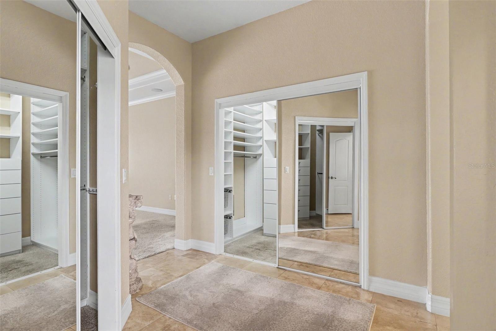 2912 Hampton Place Ct Property Photo 18