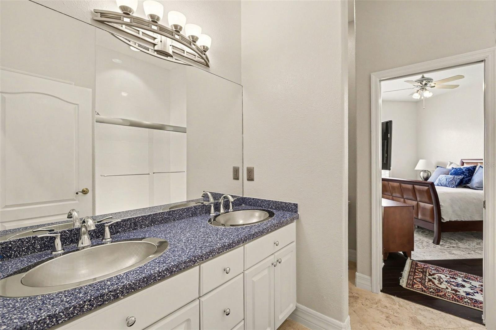 2912 Hampton Place Ct Property Photo 32
