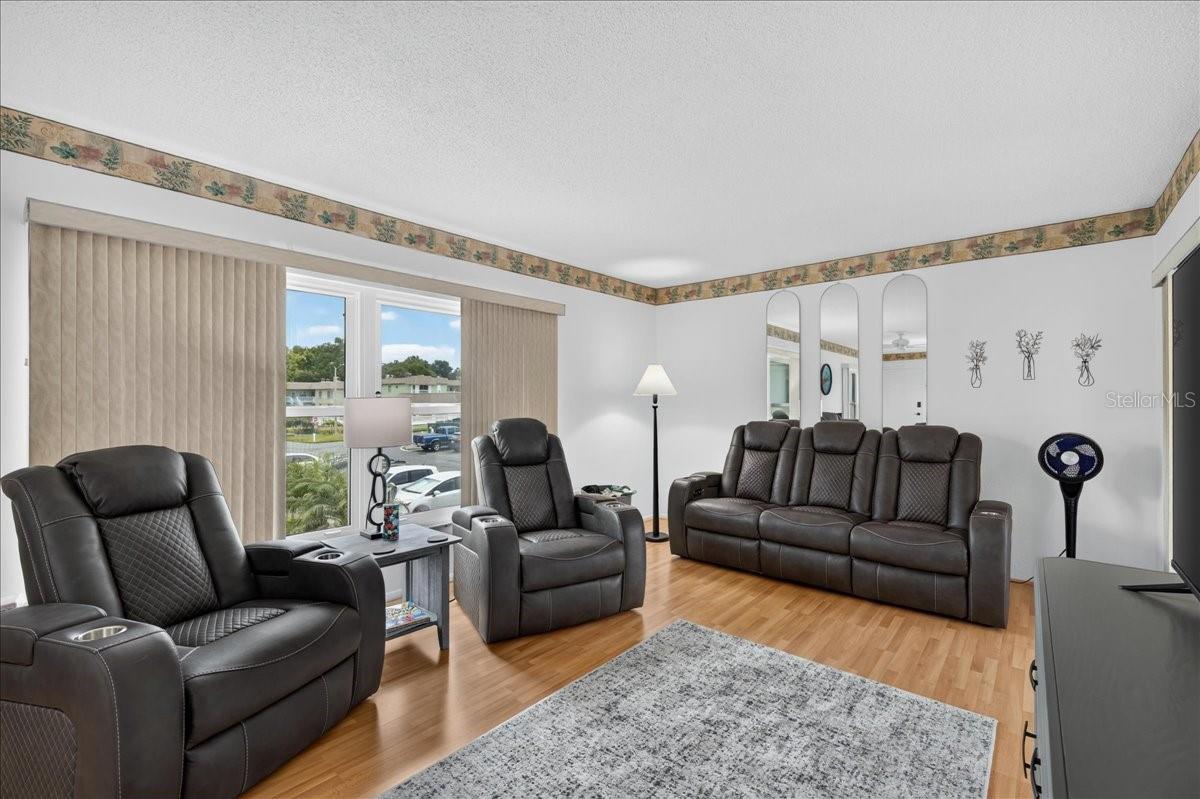 1250 S Pinellas Ave #1008 Property Photo 7