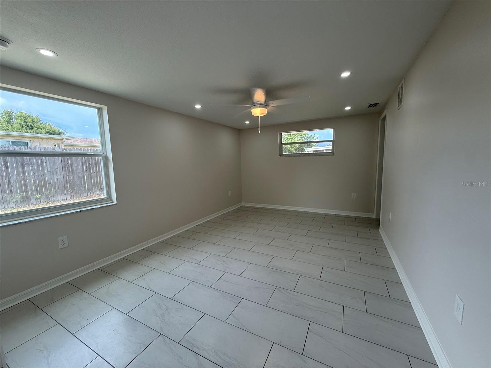 5241 Sparrow Dr Property Photo 5