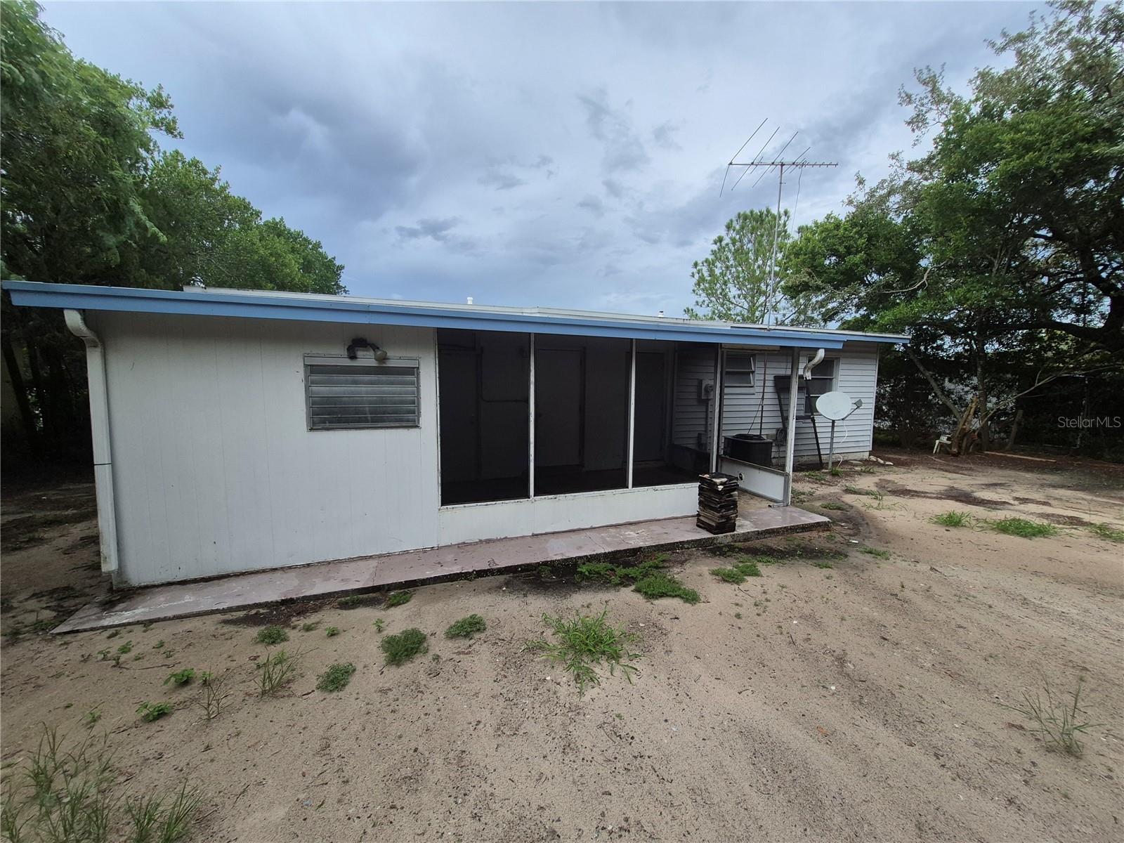 6404 Ryan St Property Photo 3