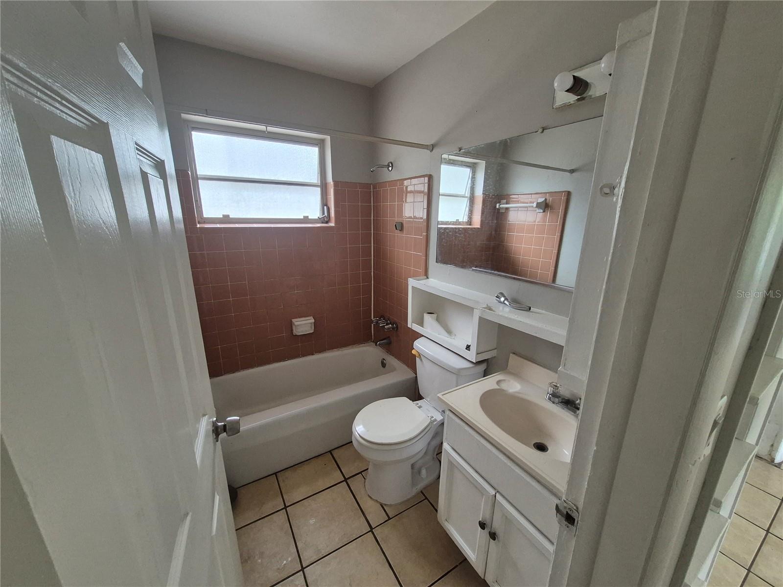 6404 Ryan St Property Photo 8