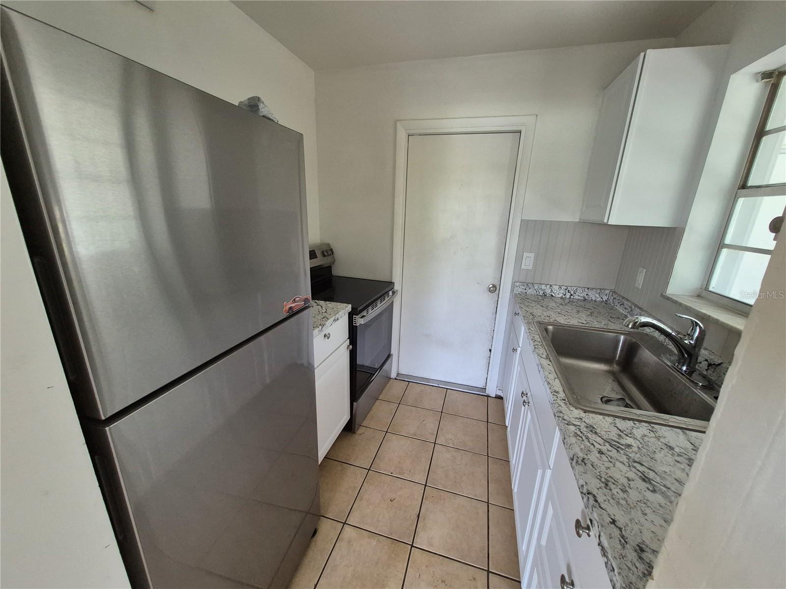6404 Ryan St Property Photo 15