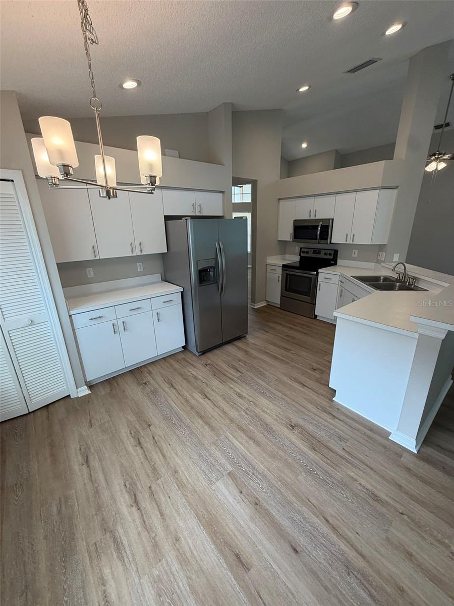 5316 Cottonwood Tree Cir Property Photo 11