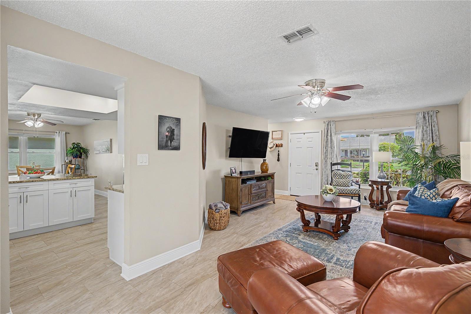 9136 Tiara Ct Property Photo 6