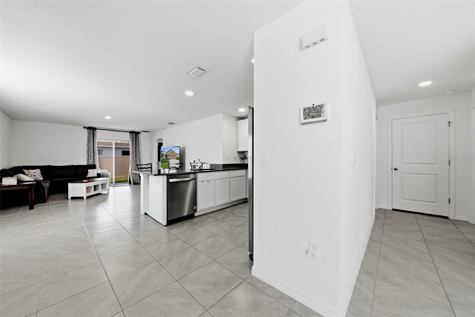 37396 Sharks Eye Ln Property Photo 4
