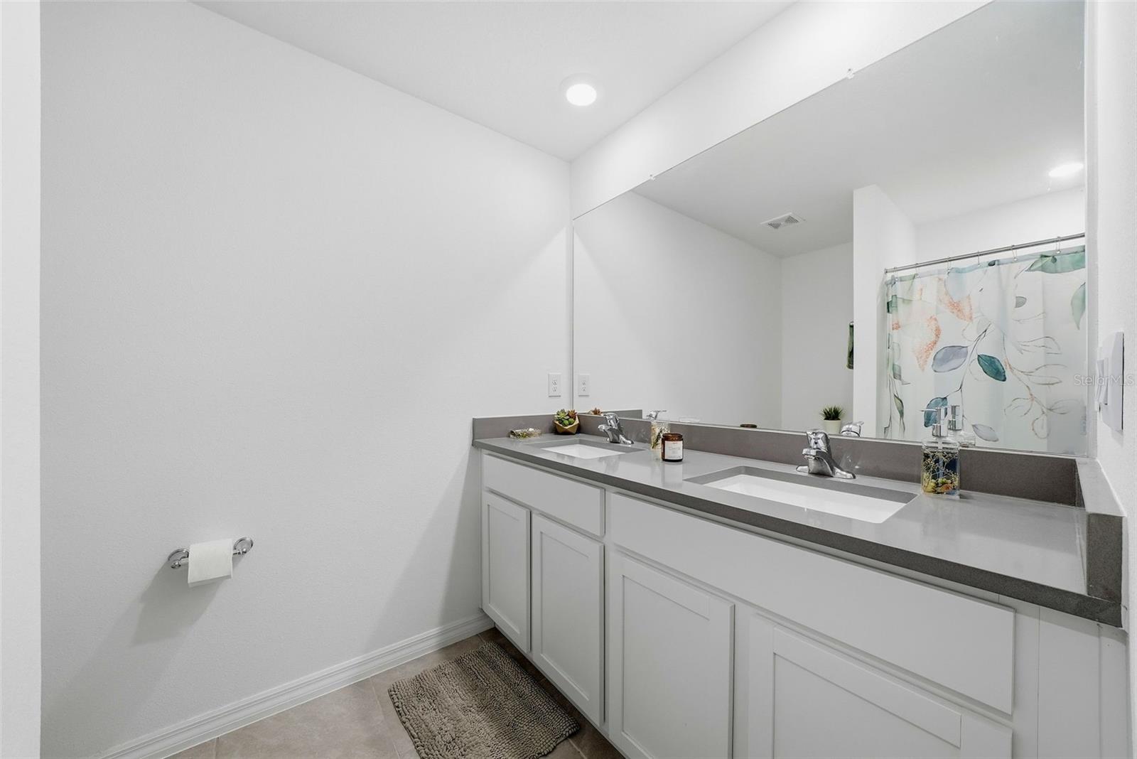 37396 Sharks Eye Ln Property Photo 17