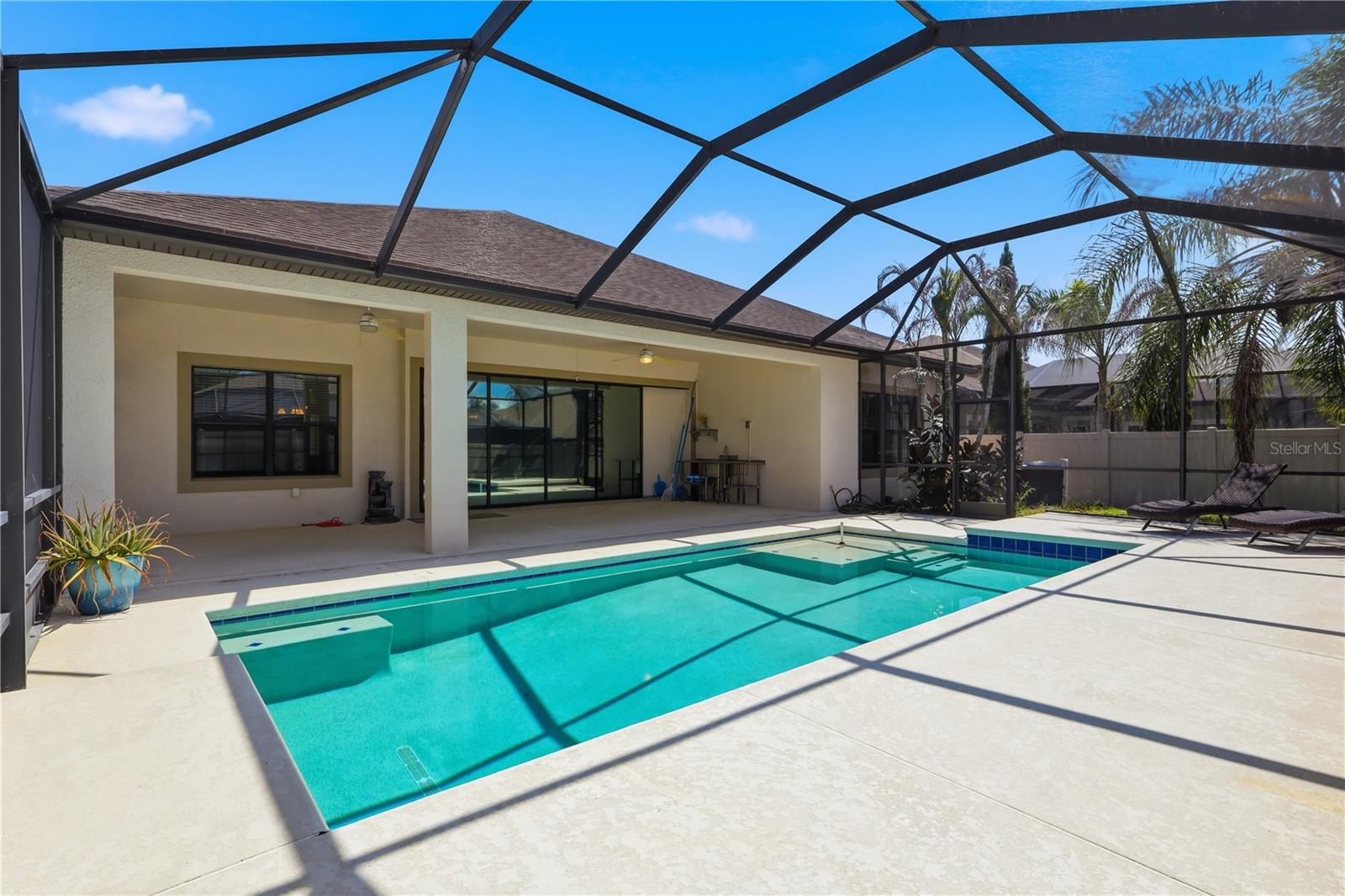 1028 Coretto Ave Property Photo 5